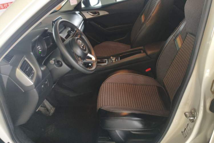 Used Mazda Mazda 3 Axela 2017 Sedan 1.5L Automatic Luxury Model Emission Standard China V
