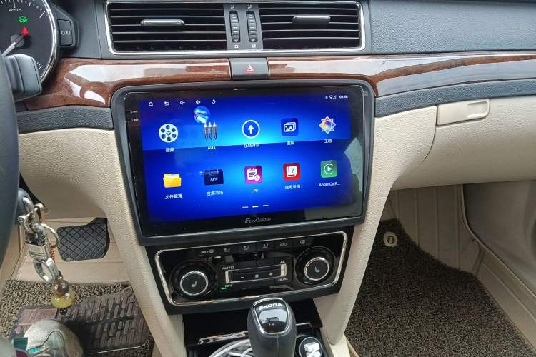 Used Skoda Superb 2013 1.8TSI Automatic Yashi Edition