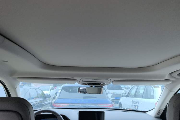 Used Lincoln Aviator 2020 3.0T V6 All-Wheel-Drive Premium Edition Headliner