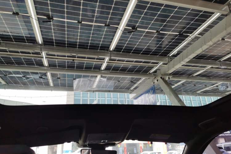 Used Land Rover Discovery Sport New Energy 2022 Facelifted P300e Plug-in Hybrid Electric Version Headliner