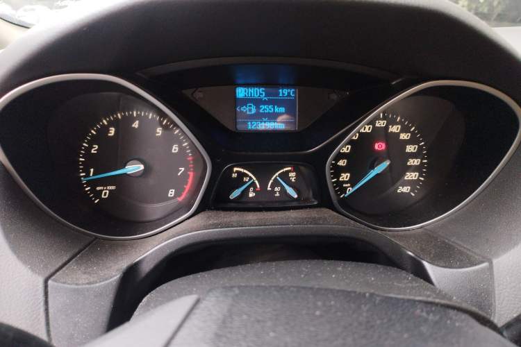 Used Ford Focus 2012 Hatchback 1.6L Automatic Fashion Edition Instrument Cluster