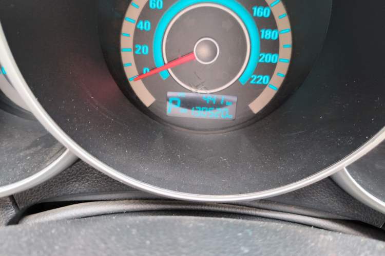 Used CHANGAN Eado 2014 1.6L Automatic Luxury Model Odometer Close Up