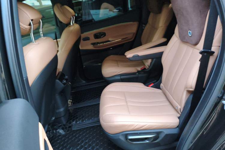 Used Nio ES8 2020 580 km Range Six-Seater Version Left Rear Seat