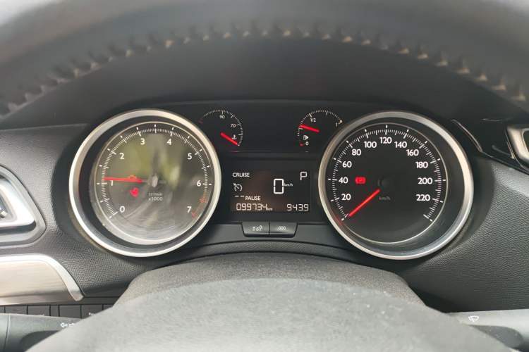 Used Peugeot 408 2016 1.6T Automatic Luxury Edition Instrument Cluster