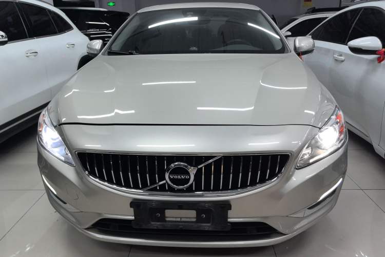 Used Volvo S60 2019 S60L T5 Smart Range Edition