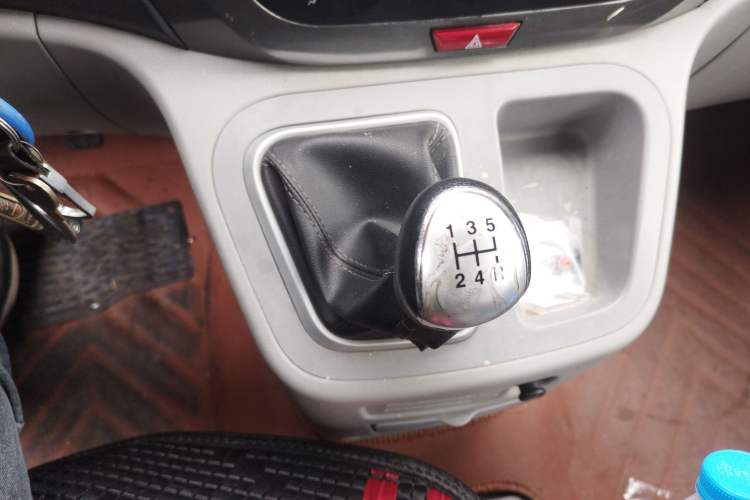 Used JAC Refine M3 2016 IKEA Edition 1.6L Luxury Model Gear Lever