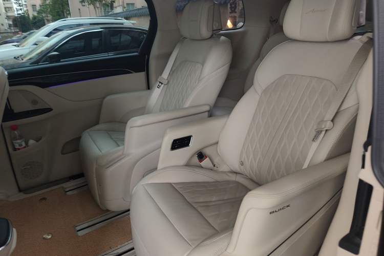 Used Buick GL8 2022 Avenir Aivia Six-Seat Deluxe Edition