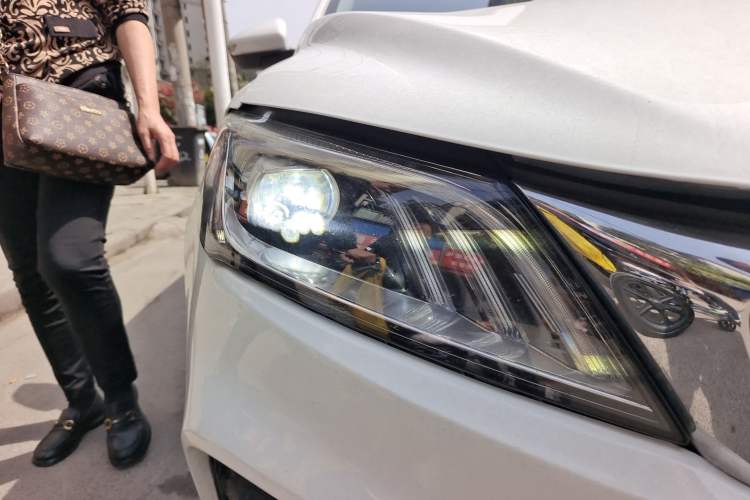 Used Geely Auto Binray 2019 200T DCT Binzhi Edition
