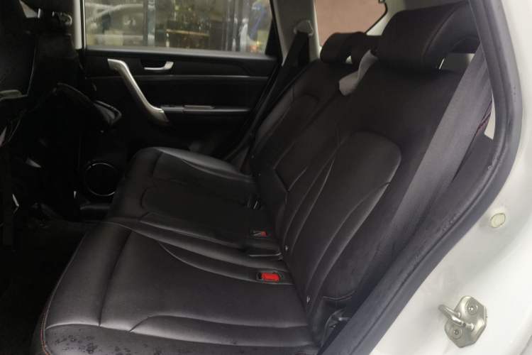 Used Haval H6 2015 Sport Edition 1.5T Automatic Two-Wheel Drive Luxury Model
