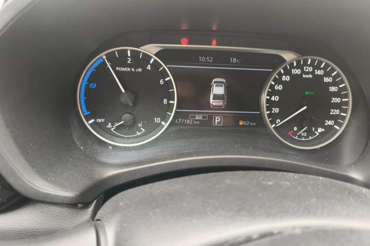 Used Nissan Sylphy 2022 e-POWER All-Electric Drive Pro Odometer Close Up