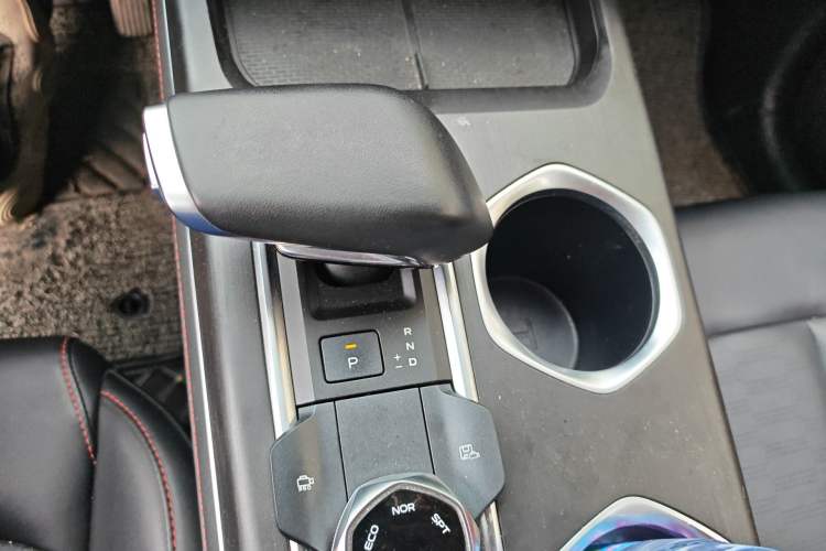 Used CHANGAN CS55PLUS 2022 2nd Generation 1.5T DCT Prestige Version Gear Lever