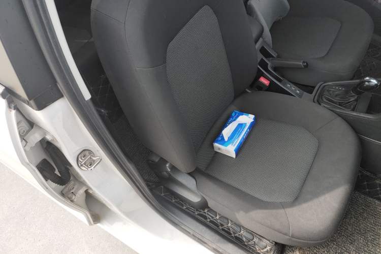 Used Volkswagen Jetta 2017 1.5L Automatic Fashion Model Right Front Seat