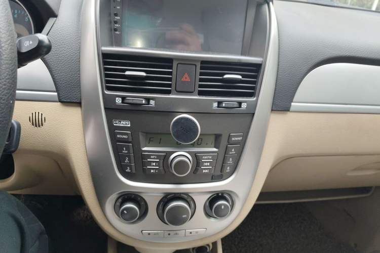 Used Buick Excelle 2013 1.5L Automatic Classic Model