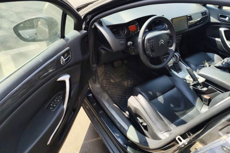 Used Citroen C5 2012 2.0L Automatic Luxury Edition