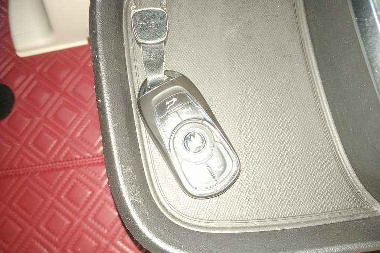 Used Buick GL8 2020 Avenir Avia Six-Seat Deluxe Edition