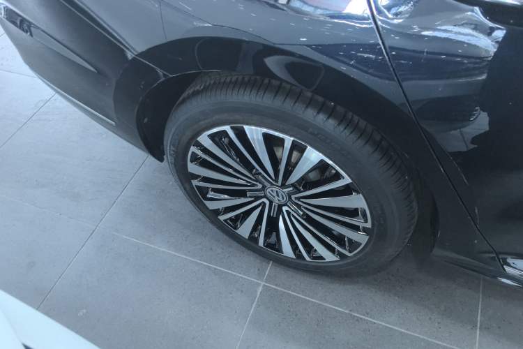 Used Volkswagen Passat 2019 330TSI Luxury Edition China V Standard
