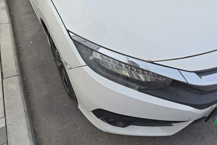 Used Honda Civic 2016 220TURBO CVT Prestige Edition
