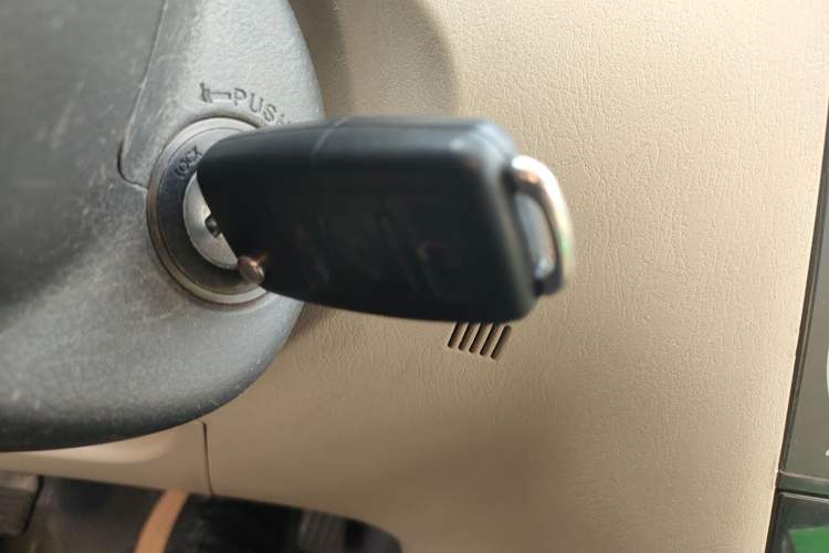 Used BYD F3 2012 Energy-Saving Edition 1.5L Manual Standard Model

