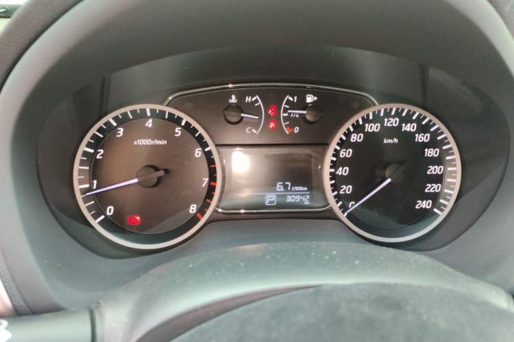 Used Nissan Sylphy 2022 Classic 1.6XE CVT Comfort Edition Instrument Cluster