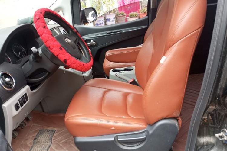 Used JAC Refine M3 2019 IKEA Edition 1.8L Luxury Model