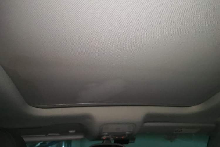 Used Audi Q3 2015 30 TFSI Comfort Model Headliner