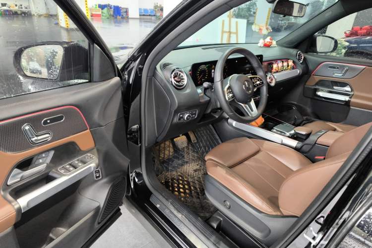 Used Mercedes-Benz GLB 2023 GLB 220 Fashion Model
