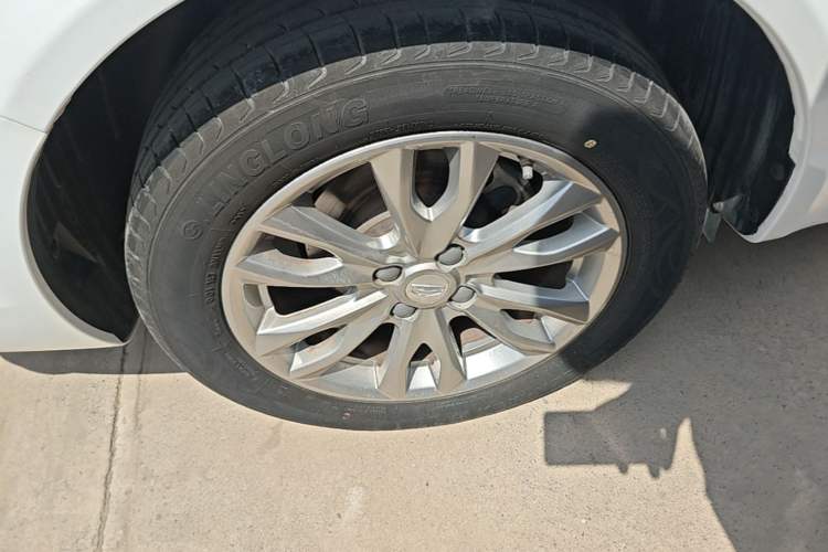 Used Geely Auto Vision 2019 Upgraded Model 1.5L Manual Luxury Version China VI Standard