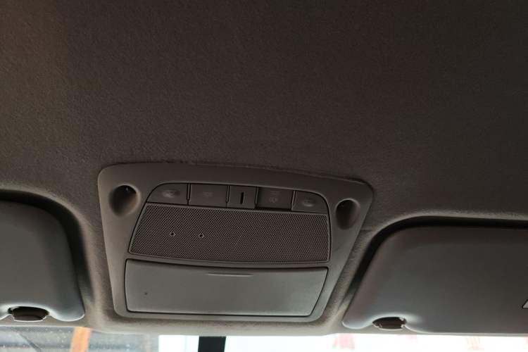 Used Dongfeng Ruichi 6 2020 EV model
