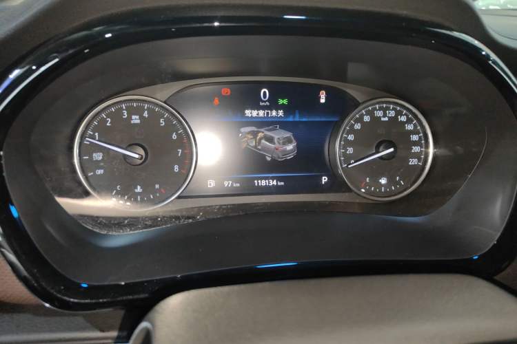 Used Buick GL8 2021 Land Cruiser Executive Class 652T Luxury Model