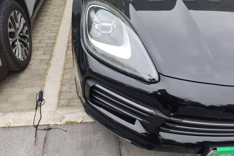 Used Porsche Cayenne E-Hybrid 2023 Cayenne E-Hybrid 2.0T Platinum Edition Right Front Headlight