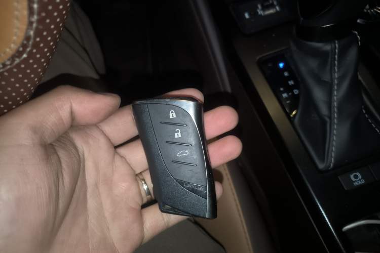 Used Lexus ES 2020 200 Excellence Edition