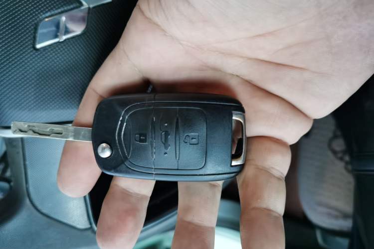 Used Wuling Hongguang MINIEV 2022 Macaron Fashion Model Lithium Iron Phosphate Vehicle Key