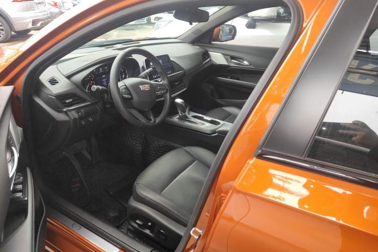 Used Cadillac CT4 2023 25T Luxury Model Left Front Seat