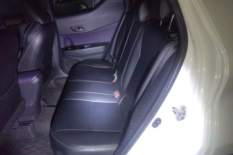 Used Toyota IZOA 2020 2.0L Enjoy Edition Left Rear Seat