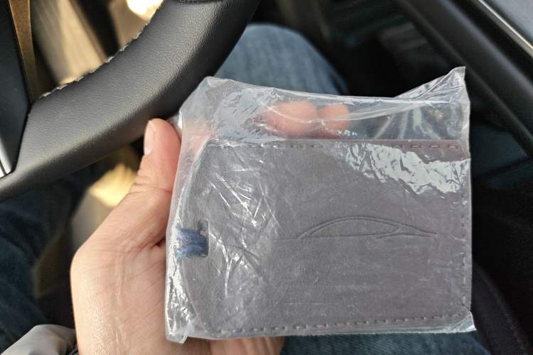 Used Xiaomi Auto SU7 2024 Four-Wheel Drive Ultra-Long Range Advanced Intelligent Driving Max Edition Vehicle Key