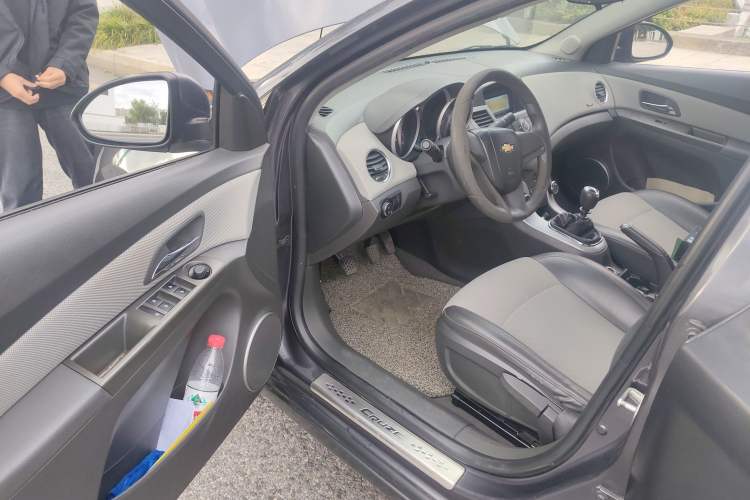 Used Chevrolet Cruze 2009 1.6L SE MT
