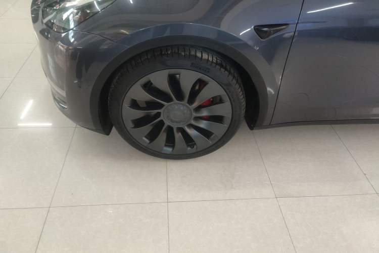 Used Tesla Model Y 2022 Performance High-Performance All-Wheel-Drive Version
