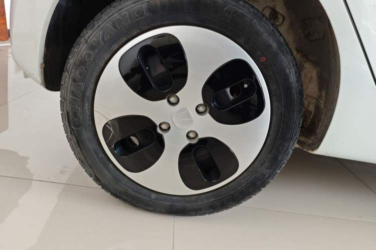 Used Oshan Benni E-Star 2021 National Edition Xin Yue Version Lithium Iron Phosphate (31.95 kWh)