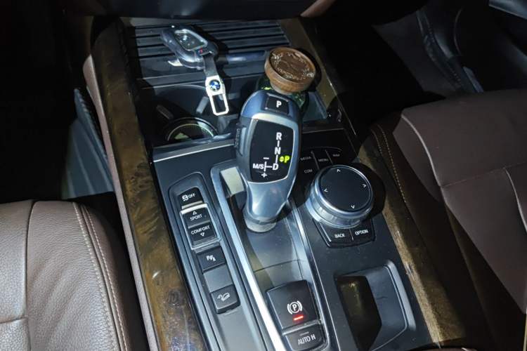 Used BMW X5 2018 xDrive28i
