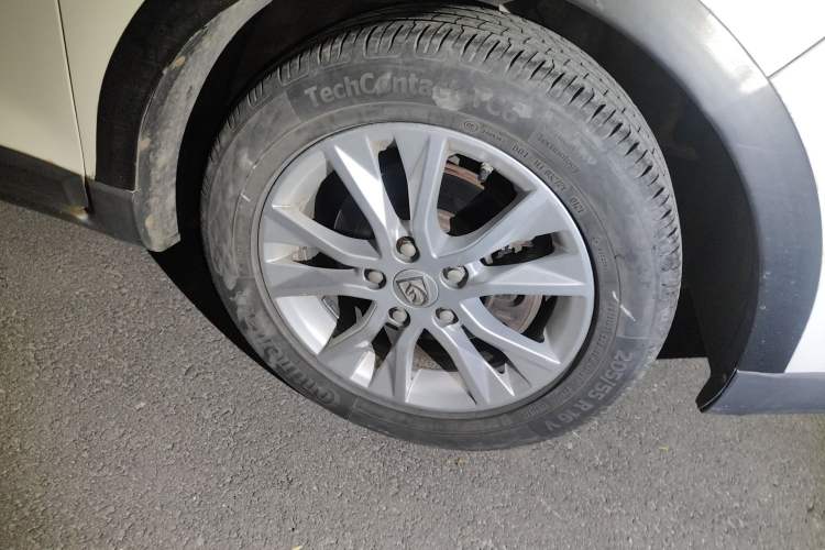 Used Baojun 730 2015 1.8L Manual Luxury Navigation ESP Version 7-seater