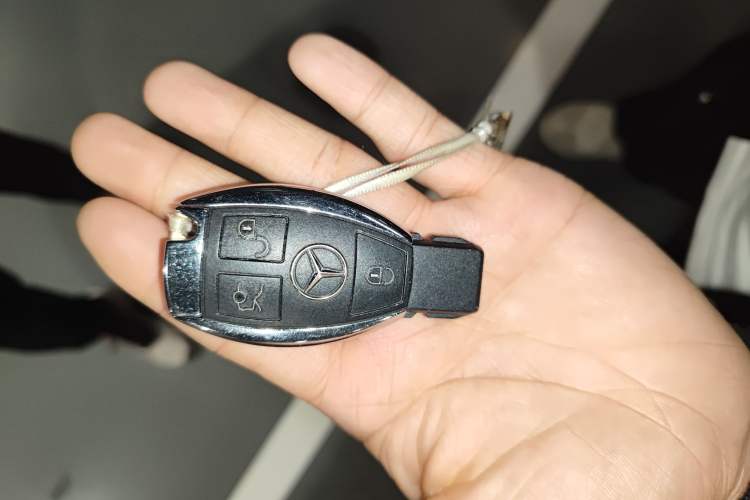 Used Mercedes-Benz S-Class 2012 S 400 L HYBRID Grand Edition Vehicle Key