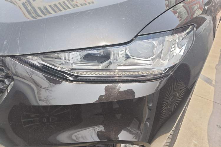 Used Wey VV6 2018 2.0T Two-Wheel Drive Flagship Version China V Standard
