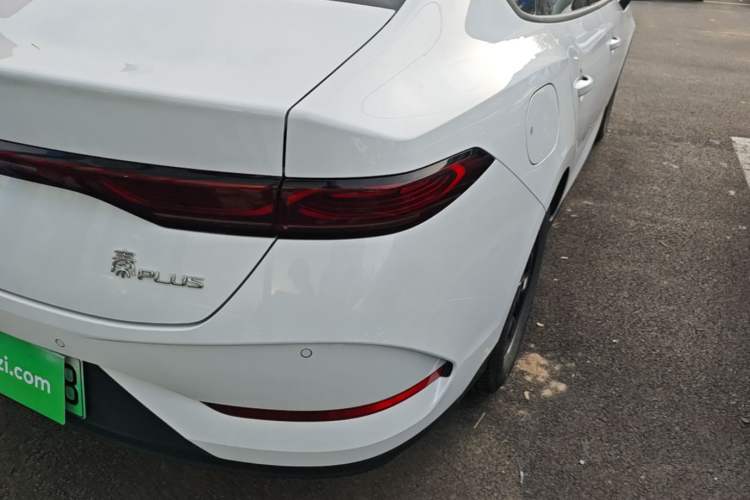 Used BYD Qin PLUS 2025 DM-i Smart Drive 55KM Leading Model
