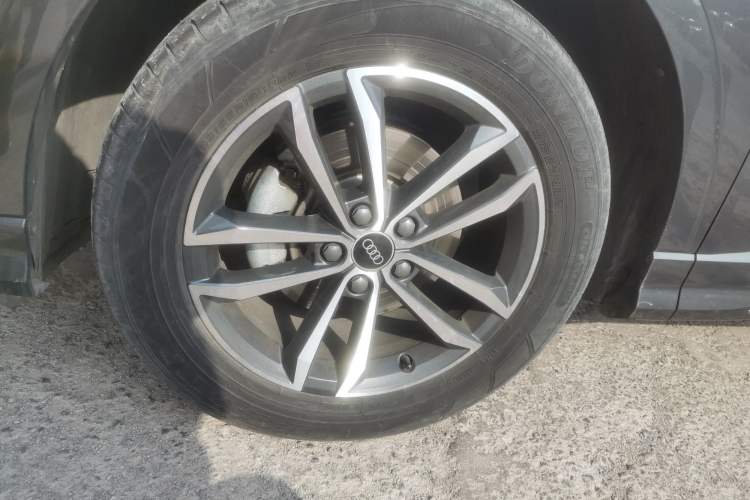 Used Audi Q3 2021 35 TFSI Progressive Dynamic Edition