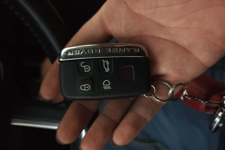 Used Land Rover Range Evoque 2014 2.0T 5-Door Ignite Edition Interior 1