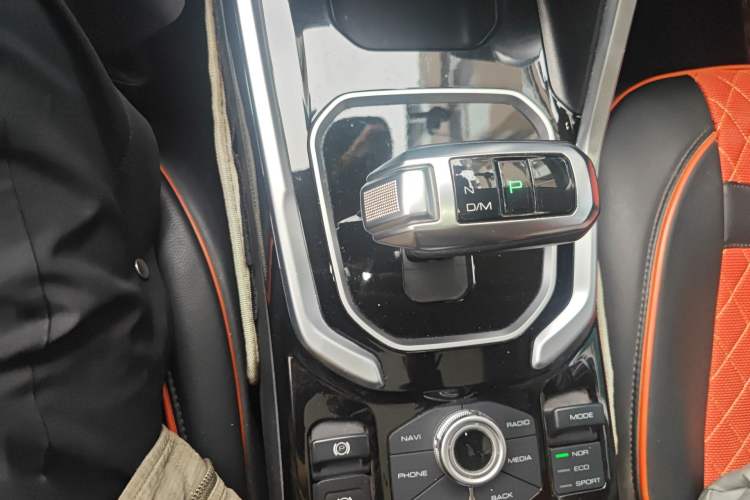 Used Haval H6 2017 Blue Label 2.0T Automatic Two-Wheel Drive Smart Edition