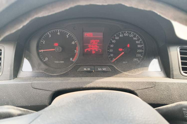 Used Volkswagen Santana 2013 1.6L Manual Fashion Edition Instrument Cluster