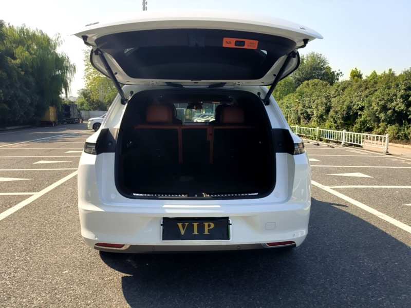 Used Li Auto L7 2023 Max model — 18