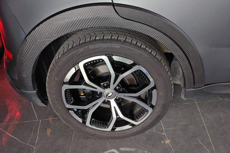 Used ORA Good Cat GT 2023 Mulan Edition 401km Prestige Version Right Rear Wheel Hub