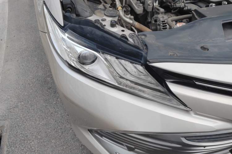 Used Toyota Camry 2019 Revised Version 2.0G Luxury Edition Right Front Headlight